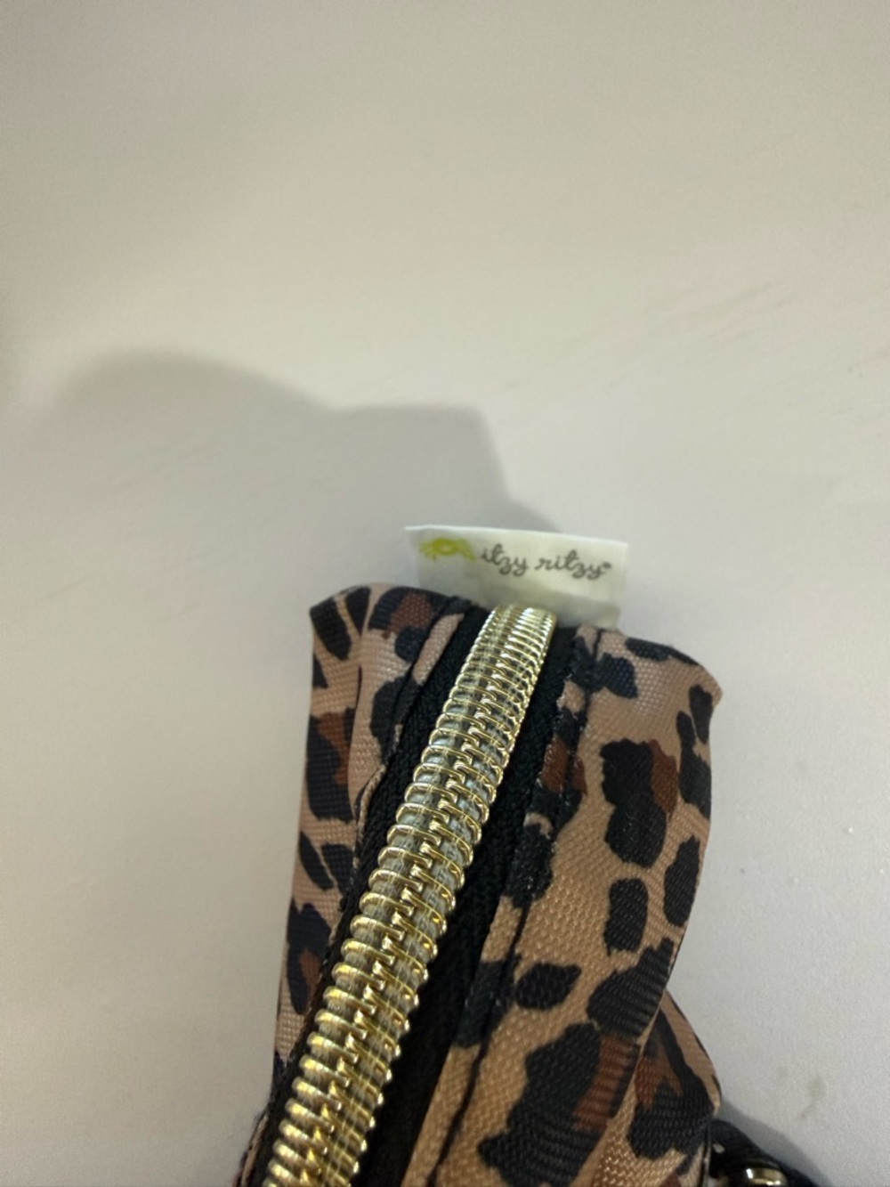 Itzy Ritzy everything pouch/pacifier holder - Picture 3 of 5
